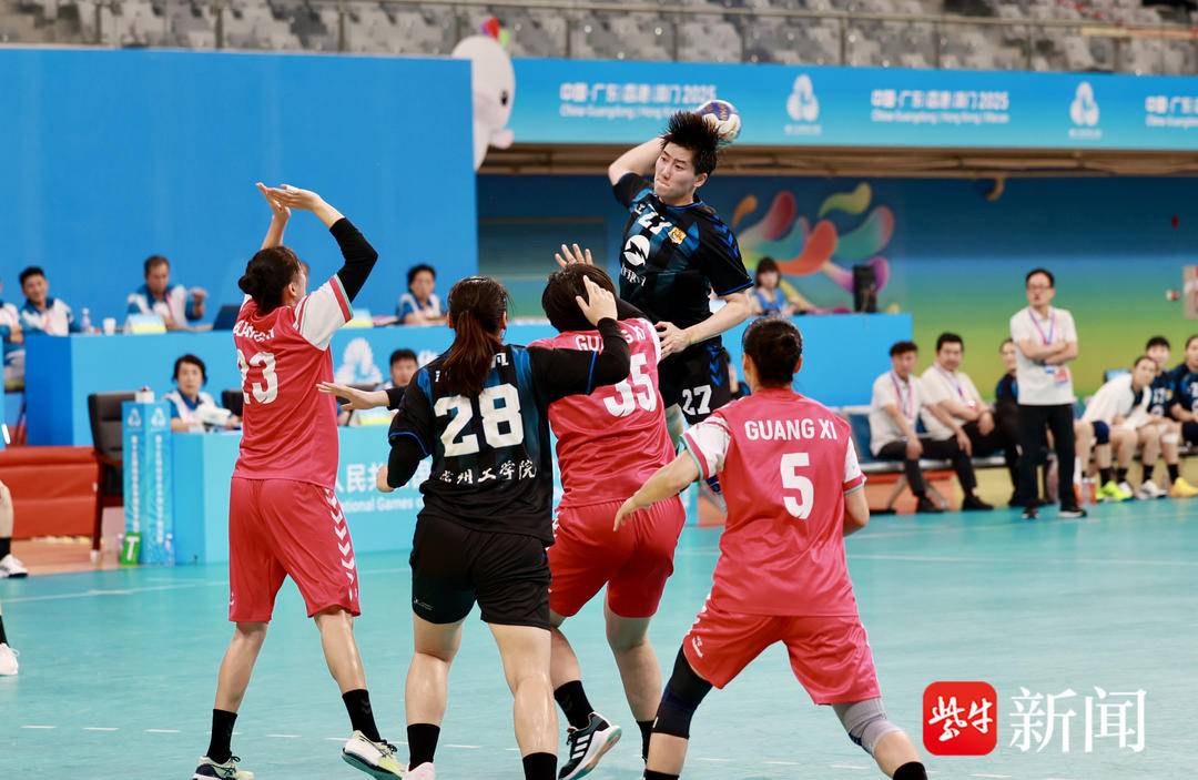 值得一提的, 半决赛再次