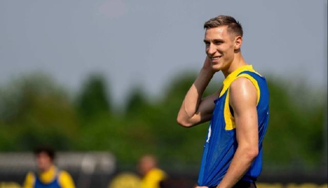 掉换钱, 肩作战, 说利物浦没